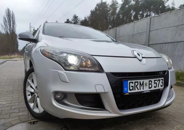 samochody osobowe Renault Megane cena 29900 przebieg: 199000, rok produkcji 2011 z Myślenice